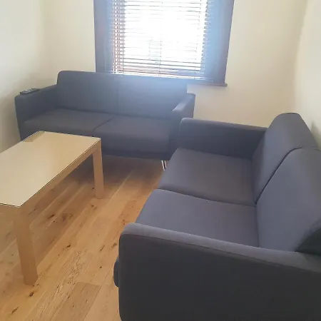 London Luxury 2 Bedroom Flat 5Min Walk From Overground, With Free Wifi, Free Parking-Sleeps X6 Ilford Exterior photo