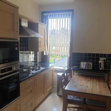 London Luxury 2 Bedroom Flat 5Min Walk From Overground, With Free Wifi, Free Parking-Sleeps X6 Ilford Exterior photo